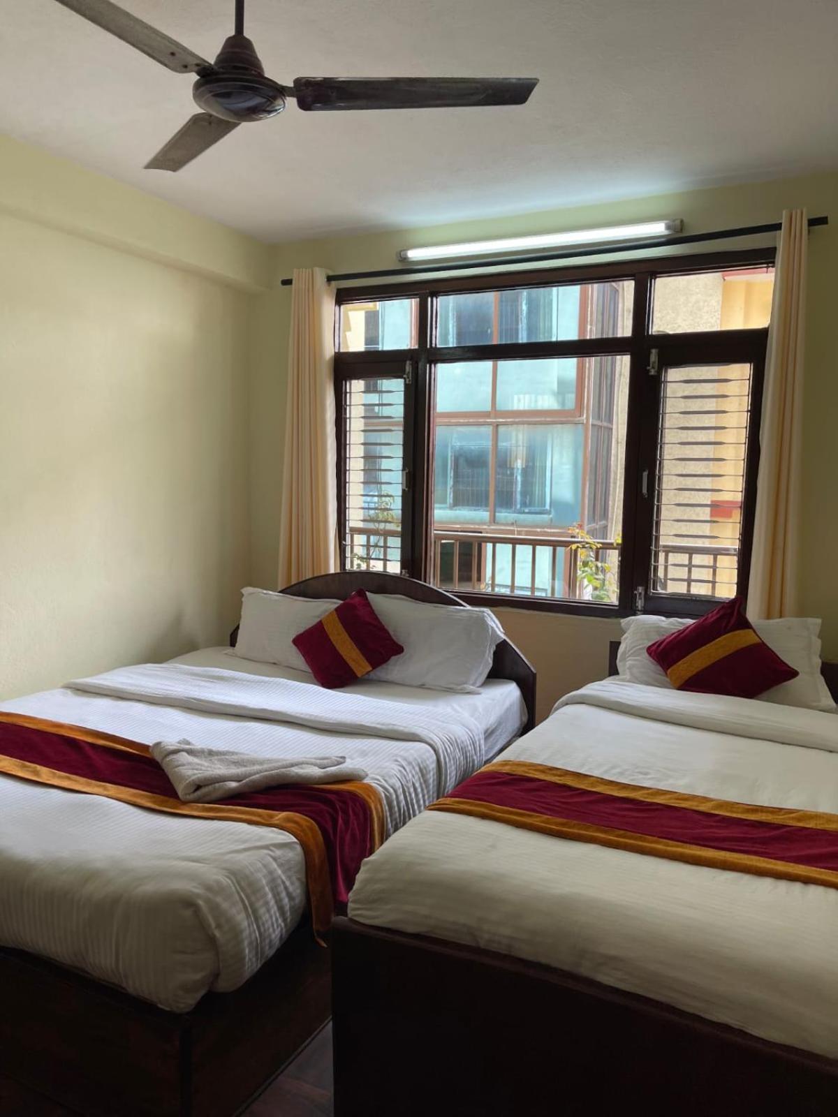 Holy Land Hotel Nepal Katmandú Exterior foto