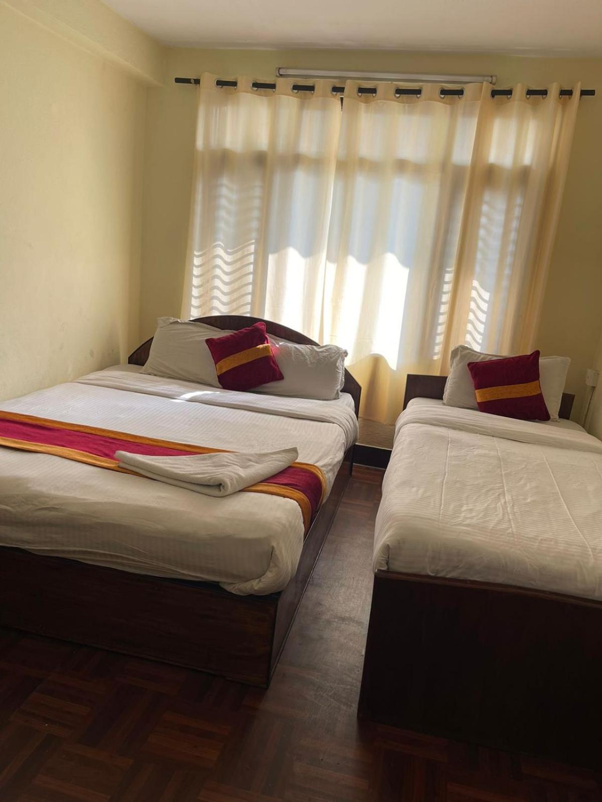 Holy Land Hotel Nepal Katmandú Exterior foto
